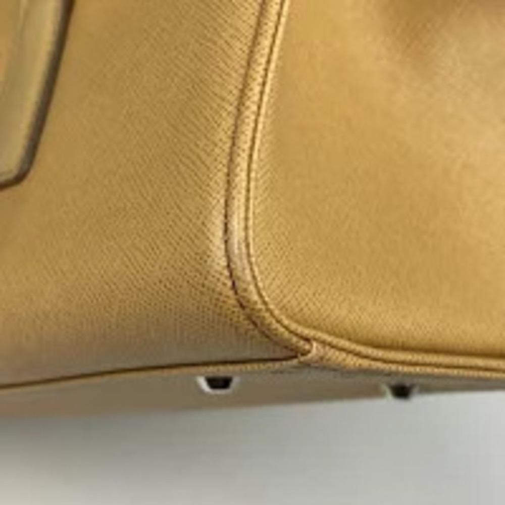 Burberry bag leather tote handbag beige Tan